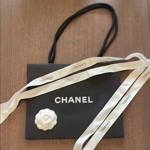 Empty Chanel Black and White Tote Bag with Signature Camellia & ribbon z14